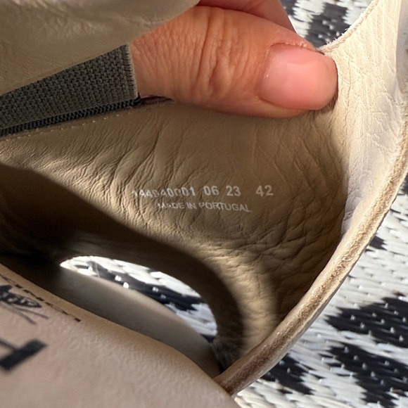 Fly London | Nily Silver Leather Low Wedge Sandals - Picture 8 of 9